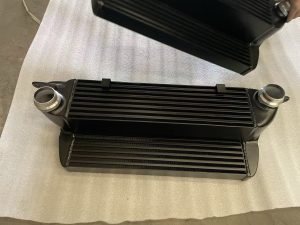 UPGRADE TURBO INTERCOOLER FOR BMW E60 E61 E63 E64 535d 635d 210KW286PS 2006-2010