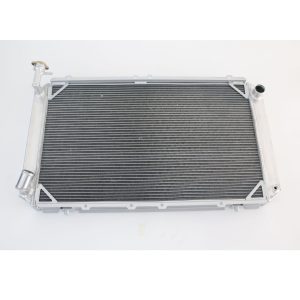 Aluminum Radiator For Nissan Patrol Y60 GQ 2.8 4.2 Diesel TD42 3.0 Petrol 1988-1997