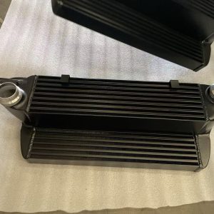 UPGRADE TURBO INTERCOOLER FOR BMW E60 E61 E63 E64 535d 635d 210KW286PS 2006-2010
