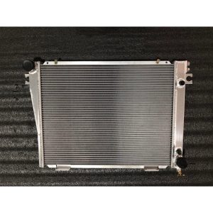 Aluminium radiator BMW 5 E28 528i533i535i, 6 E24 628633635 CSi 1981-1989 automatic