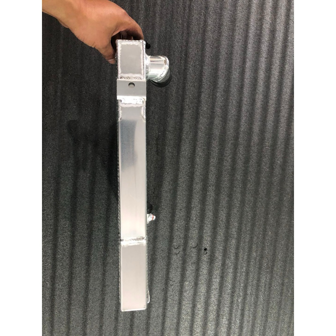 Aluminium radiator BMW E3 E9 E12 E24 2500 2800 1965-1976 - Image 3