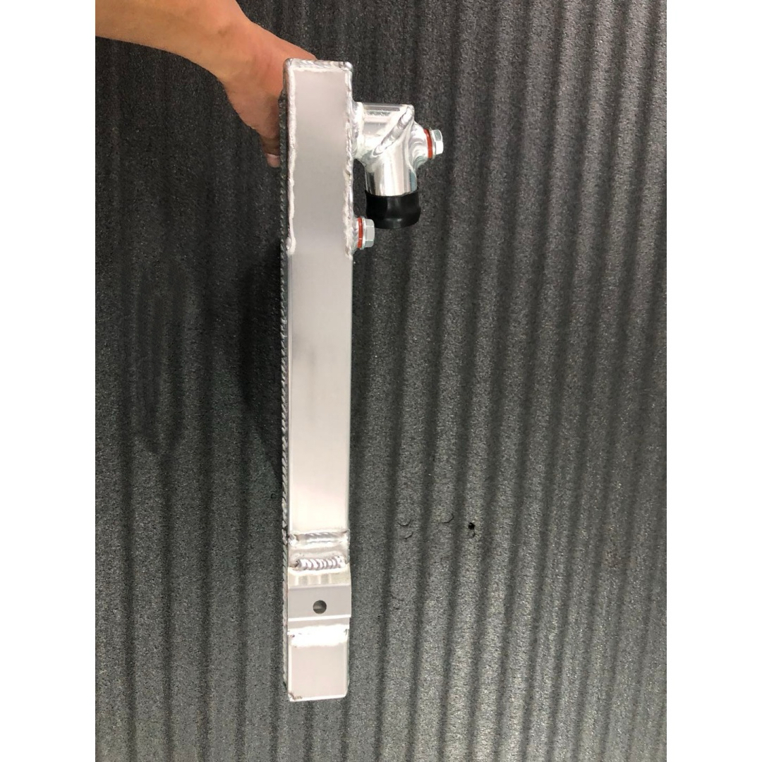 Aluminium radiator BMW E3 E9 E12 E24 2500 2800 1965-1976 - Image 5