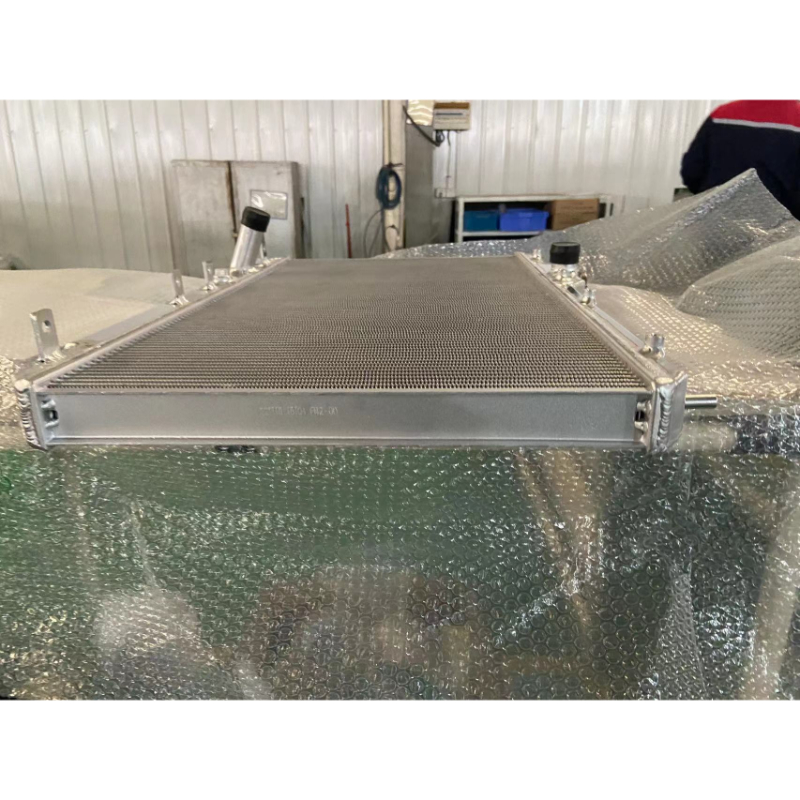 Aluminium Radiator Honda Civic FN2 2.0 Type R 05-11 - Image 2